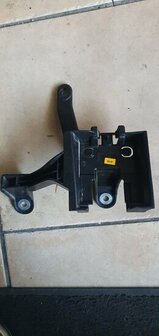 Polo 2G Side assist Houder Links 2G0907455A