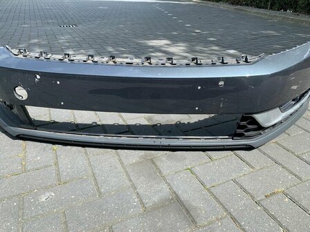 Passat B7 Aaltrack Voorbumper 4x pdc 3AA807221A
