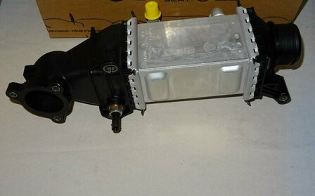 polo 6c 1.4 tdi A1 Ibiza Laadlucht nieuw 04B145749K