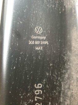 Passat B8 Bumperbalk Achterbumper 3G0807311PL