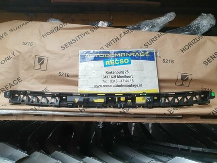 Bumpergeleider achter midden Leon 5F 5F0807863A