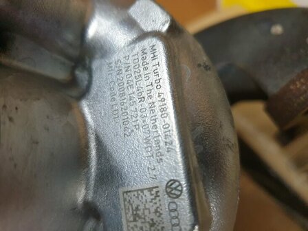 Tiguan golf 7 Touran Turbo 1.4 tsi 04E145721P 04E145722G