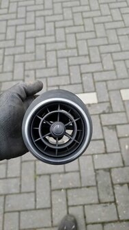 A1 8X Luchtrooster Dashboard 8X1820951