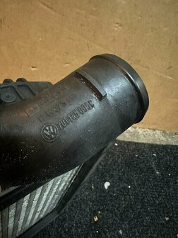 Transporter T4 2.5 TDi Laadluchtkoeler 701145805C