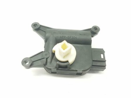 Golf A3 8P Kachelstelmotor Valeo 1K1907511G