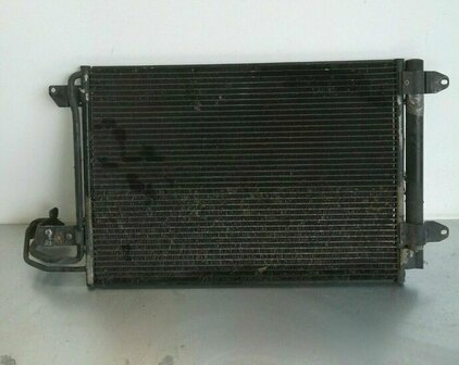 Airco CONDENSOR 1K0820411Q 1K0820411E