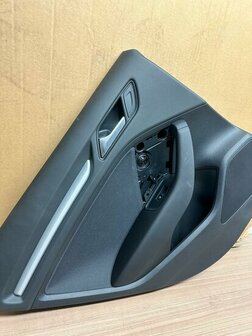 A3 8V Sportback links achter deurpaneel 8V4867305