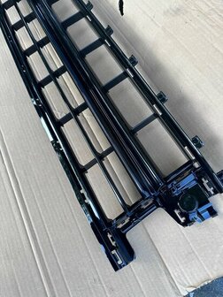 Geschikt voor Polo 2G R line midden grill hooglans zwart