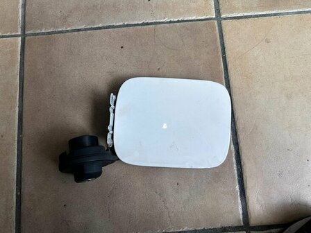 Caddy 3 Tankklep Orgineel wit