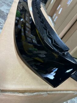 Geschikt voor Tiguan R Line R Line Spoiler Nieuw zwart gespoten LC9X