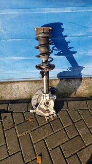 T Roc Veerpoot Links Voor 5Q0413031HT 5Q0407257A