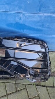 Tiguan bumper Grille 5NA853677Q gebruikt