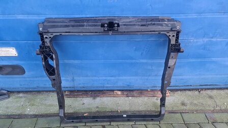 Crafter voorfront 7C0805335