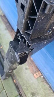 Crafter voorfront 7C0805335