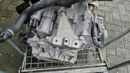 Golf 8 A3 8Y Automaatbak dsg UUF