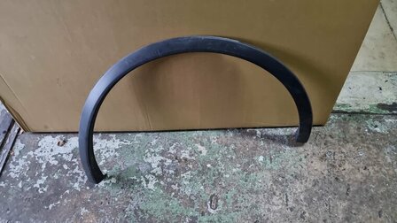 Tiguan 5NA R Line Wielrandbekleding rechts achter 5NA854820E