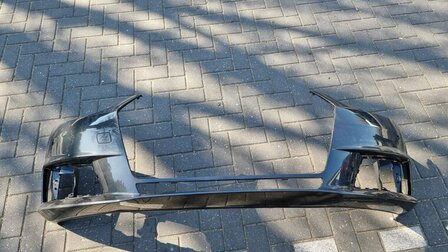 A4 8W Voorbumper 4xPDC 8W0807437