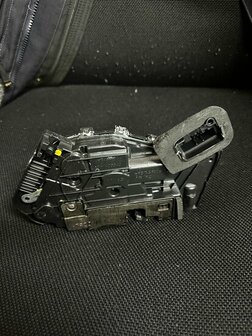 Portierslot rechts voor 5NB839016B 5NB839016D