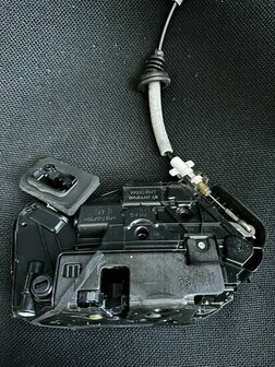 Portierslot links achter 5NA839015B 5NA839015D