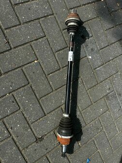 Aandrijfas rechts-achter 1EA501204G