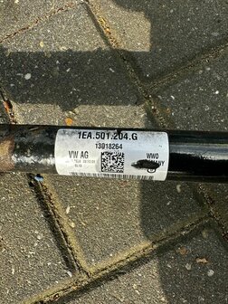 Aandrijfas rechts-achter 1EA501204G