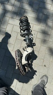 Tiguan Veerpoot Links Voor Compleet 5Q0407257A