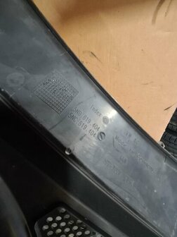 Tiguan Paravan rechts 5NB819404