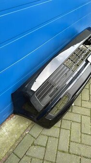 Transporter T6 Voorbumper zwart metallic 7E5807221D