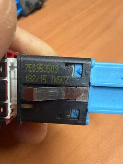 Alarmlichtschakelaar Transporter T6 7E0953509