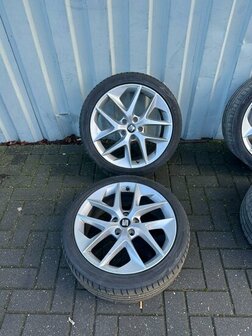 Leon caddy Velg 18 inch set 5F0601025F
