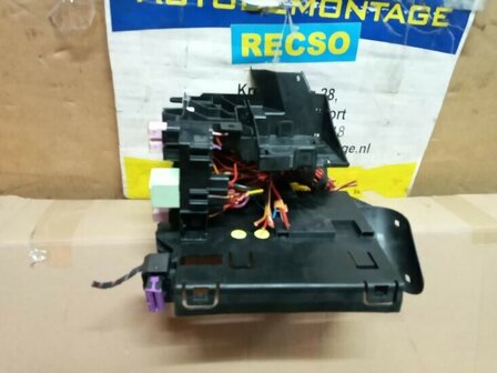 Polo 2G zekering kast 2q0941395