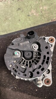 GOLF 7  polo Dynamo 06F903023F