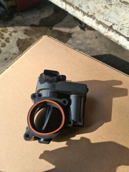 Touran polo scirocco gasklep gasklephuis 03C128063A