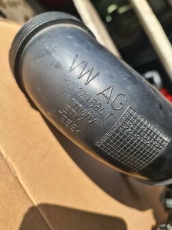 Aanzuigslangen Lucht met artikelnummer 03C129617H 1K0129684T