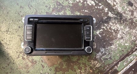 Tiguan golf 6 Polo Scirocco passat cd radio media 3C8035195