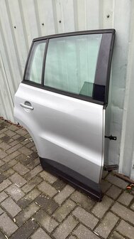 Tiguan 5N0 Portier Rechts Achter Zilvergrijs 