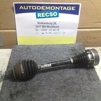 Aandrijfas Links POLO cfw 6R0407761A 1.2 1.6 TDI 5 bak gebruikt