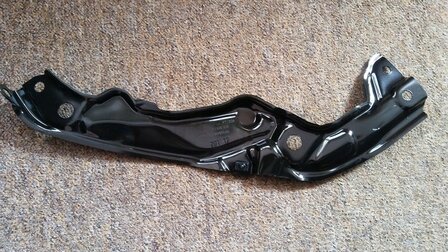 Ibiza 6F Streep voor Front 6F0806930A