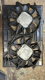 Koelluchtventilator + Behuizing 4H0121003L