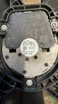 Koelluchtventilator + Behuizing 5Q0121205N 5Q0121207AC