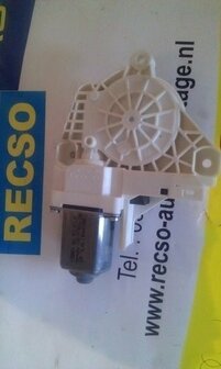 A1 Ruitbedienings rechts voor motor 8K0959802C