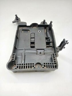 Polo 2G Fabia Ibiza Accu Console Accubak 2Q0915331A