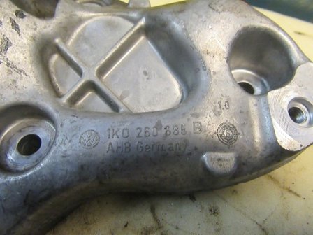 VW Steun voor compressor Spanrol Vag 1K0260885B