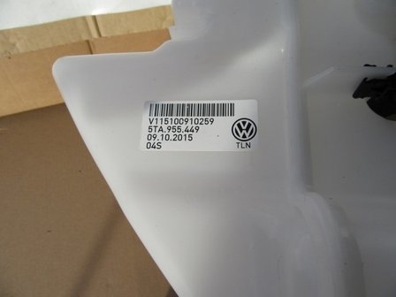 VW Touran Ruitensproeiertank tank 2016 5TA955453B 5TA955449