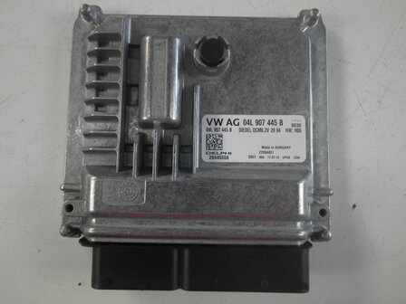 VW T6 Transporter motor computer 04L907445