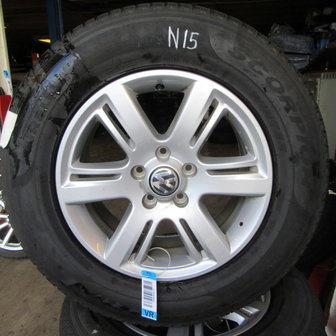 Amarok Aldo Velgen Pirelli Winterbanden 245/65/17 2H601025J