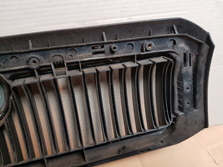 Skoda Fabia 6Y Grill 1999 2004 6Y0853668