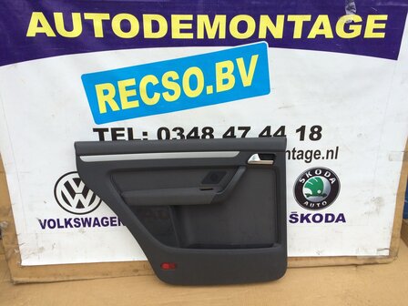 VW Touran 1T Binnen deur paneel links achter