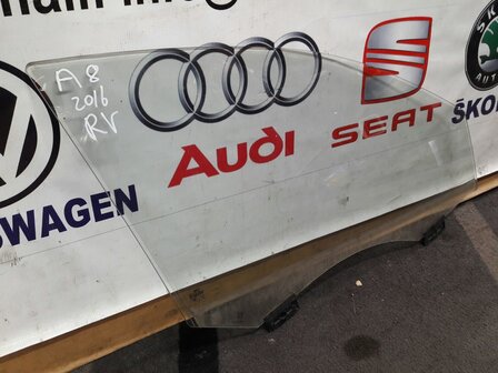 Portier Ruit  Raam Audi A8 2012 Rechts voor