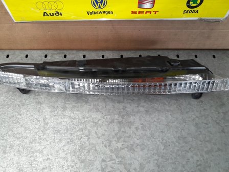 Orginele Audi Q7 Knipperlicht lamp rechts 4L0953042